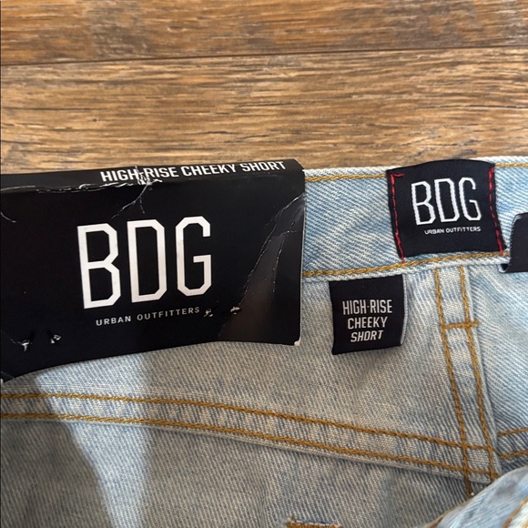 NWT BDG high rise‎ cheeky shorts - Picture 2 of 4